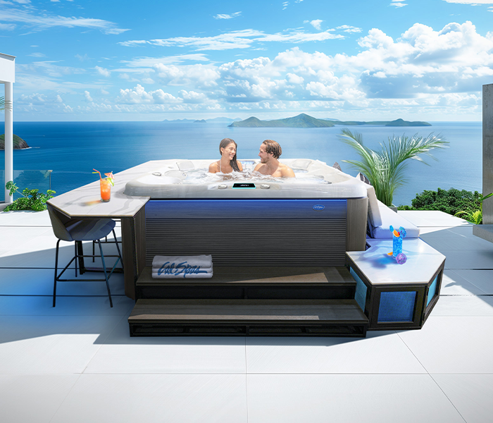 Calspas hot tub being used in a family setting - St Petersburg